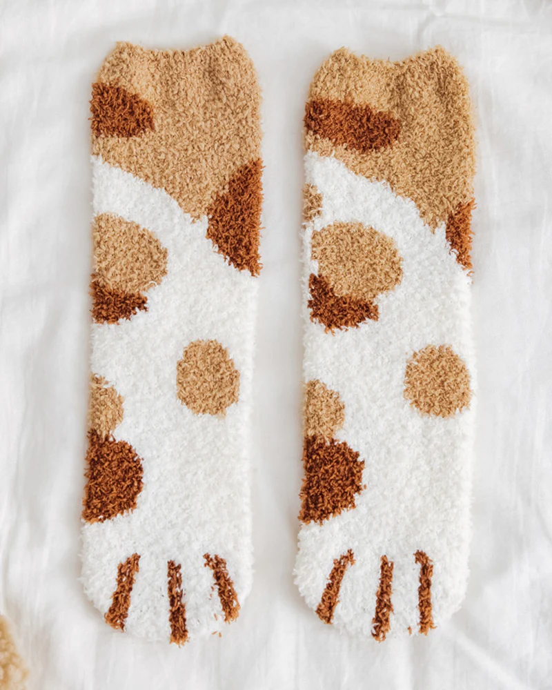 1Pair Fluffy Cozy Animal Stripe Fuzzy Socks - Image 6