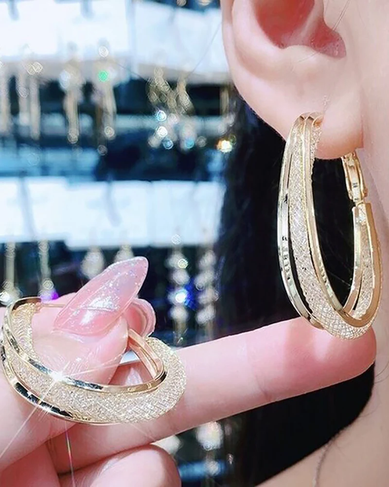 Hollow Out Oval Earrings U Shaped Hoops Earring - Image 2