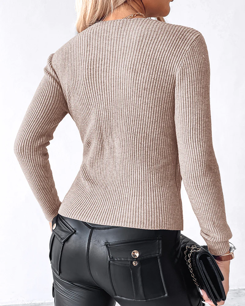 Overlap V-Neck Ruched Side Button Decor Knit Sweater Slim Fit Ribbed Pullover Top - Image 2